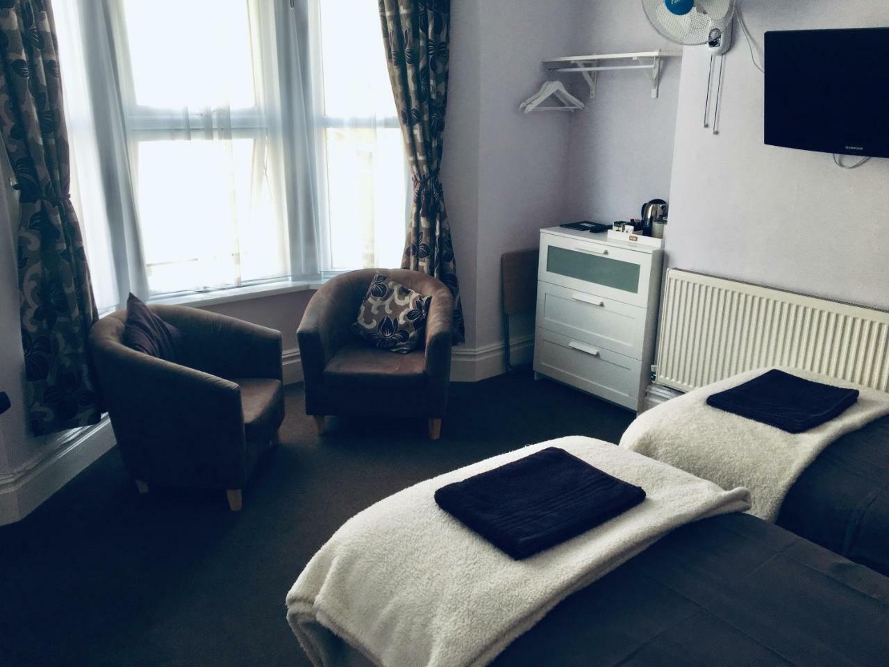 Brierley Guesthouse 웨이머스만 외부 사진